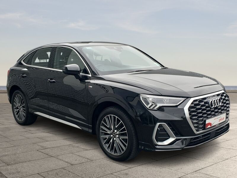 More views of Audi Q3