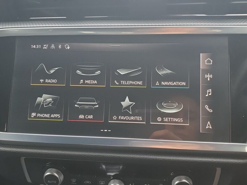 More views of Audi Q3