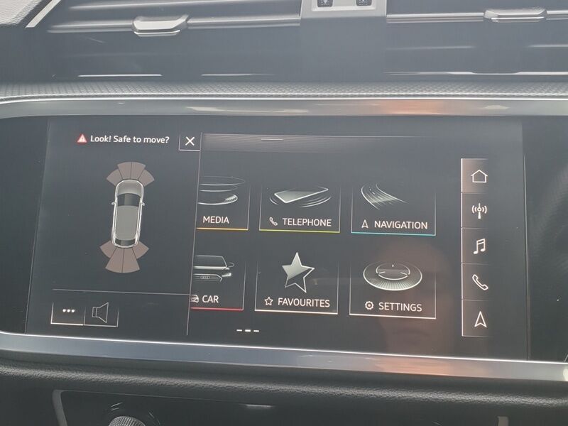 More views of Audi Q3