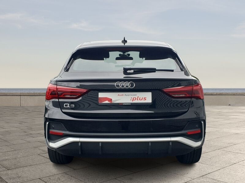 More views of Audi Q3
