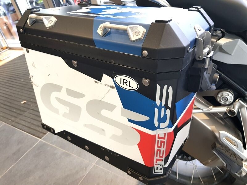 More views of BMW R 1250