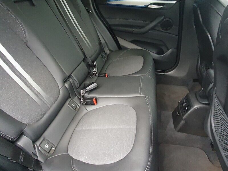 More views of BMW X1