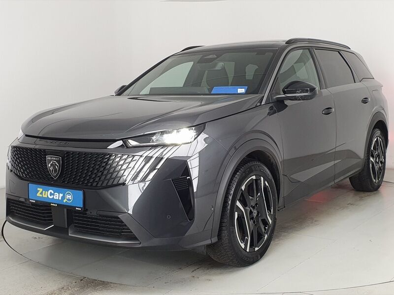 More views of Peugeot 5008