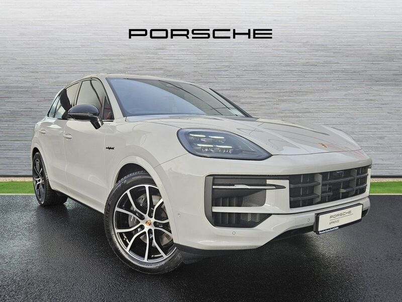 More views of Porsche Cayenne