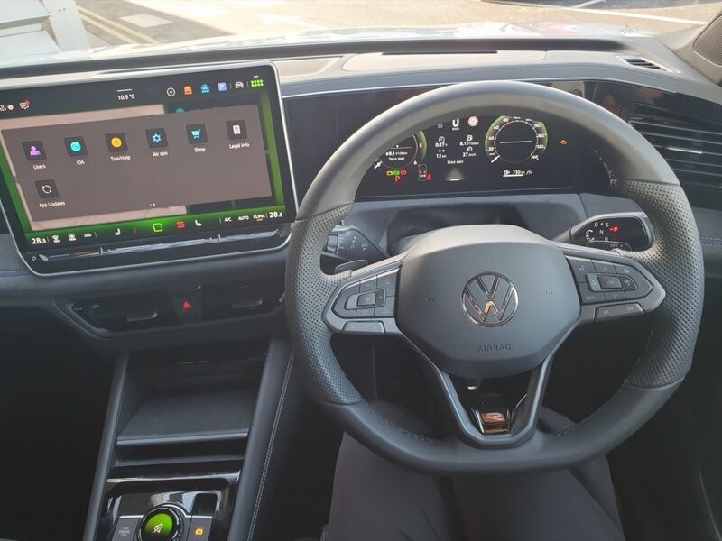More views of Volkswagen Tiguan
