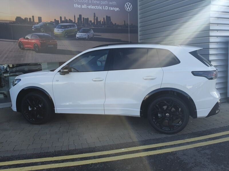 More views of Volkswagen Tiguan