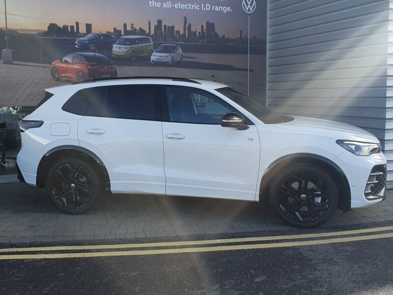 More views of Volkswagen Tiguan