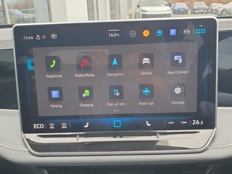 More views of Volkswagen Passat