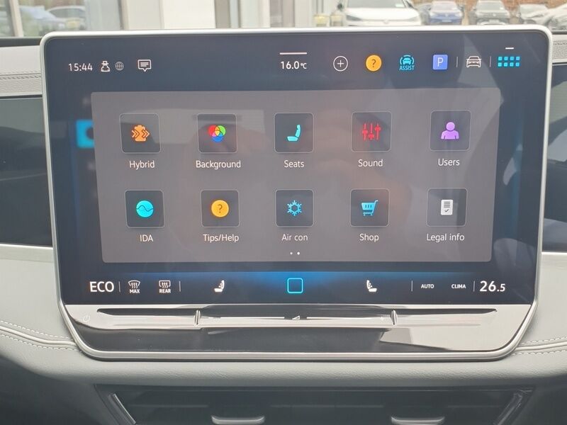 More views of Volkswagen Passat