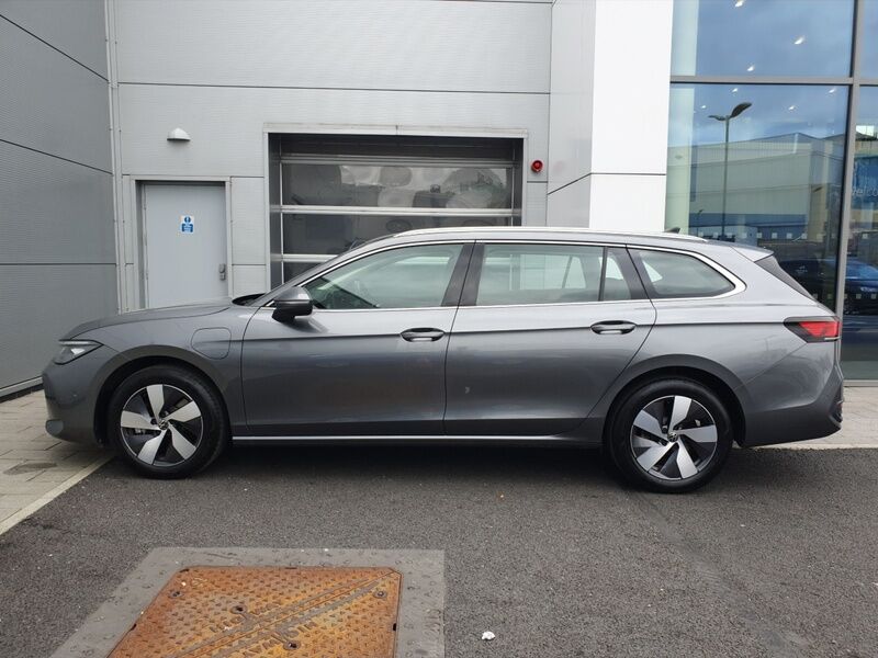 More views of Volkswagen Passat