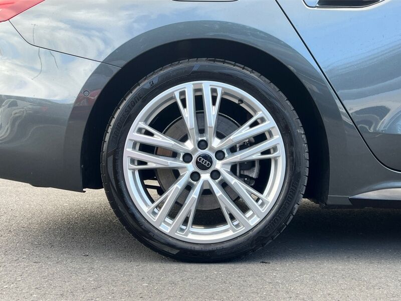 More views of Audi A5