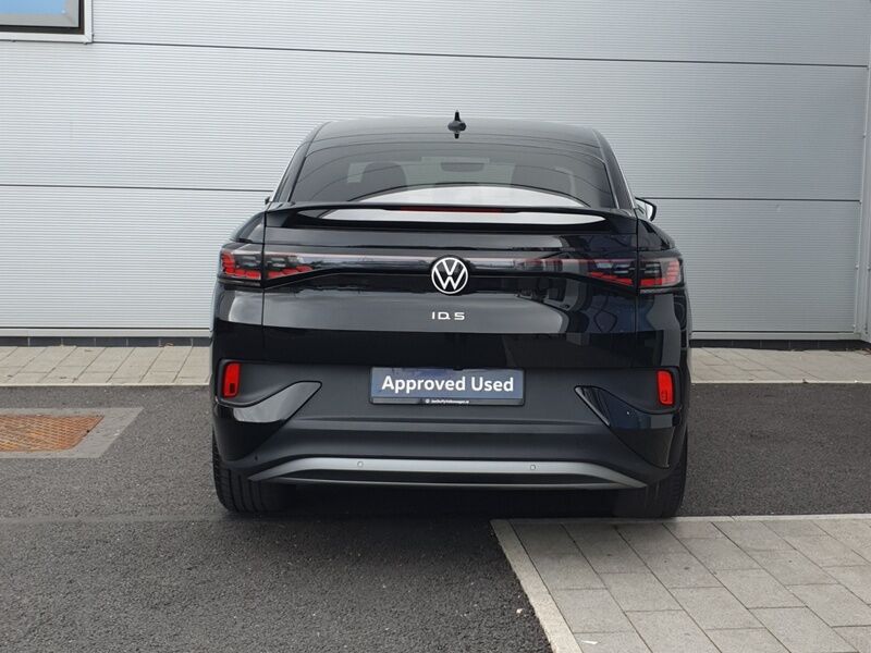 More views of Volkswagen ID.5