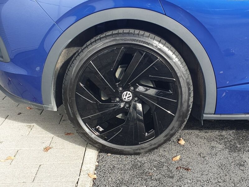 More views of Volkswagen ID.4