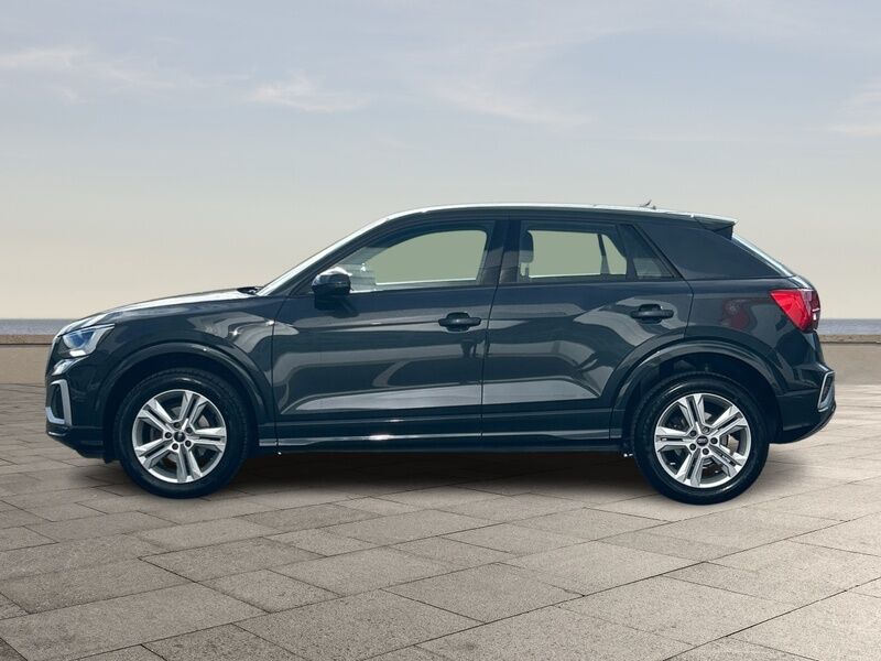 More views of Audi Q2