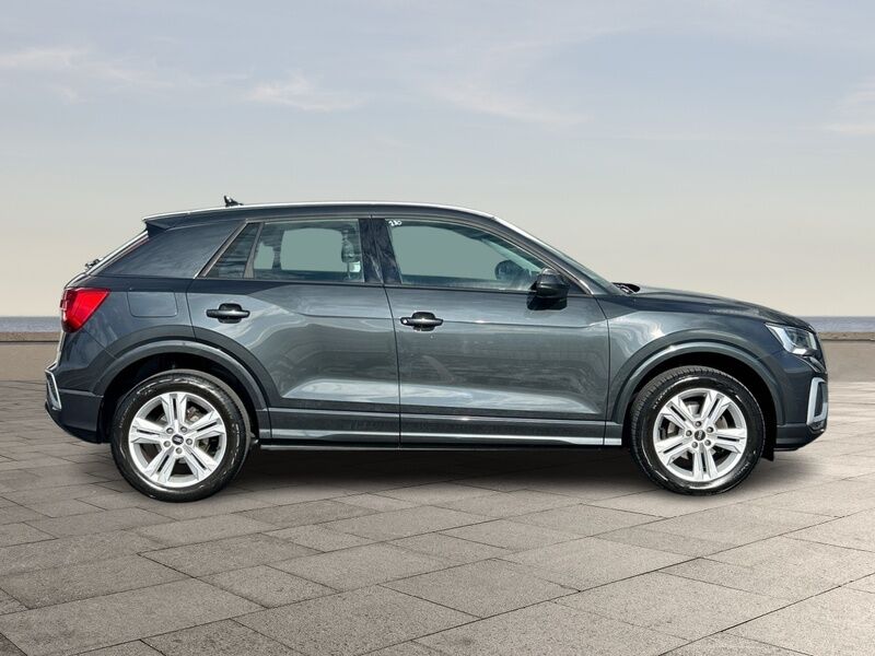 More views of Audi Q2