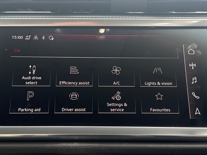 More views of Audi Q3