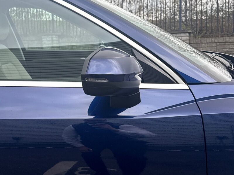 More views of Audi Q3