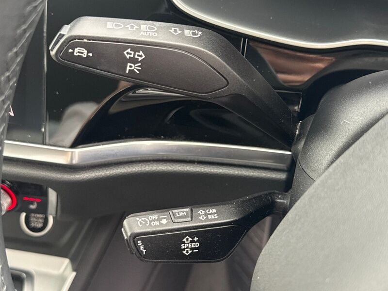 More views of Audi Q3