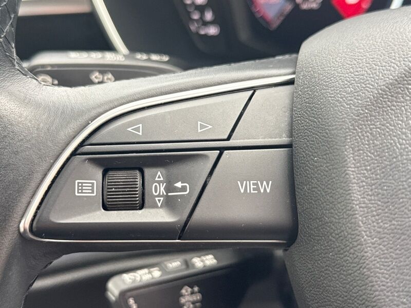 More views of Audi Q3