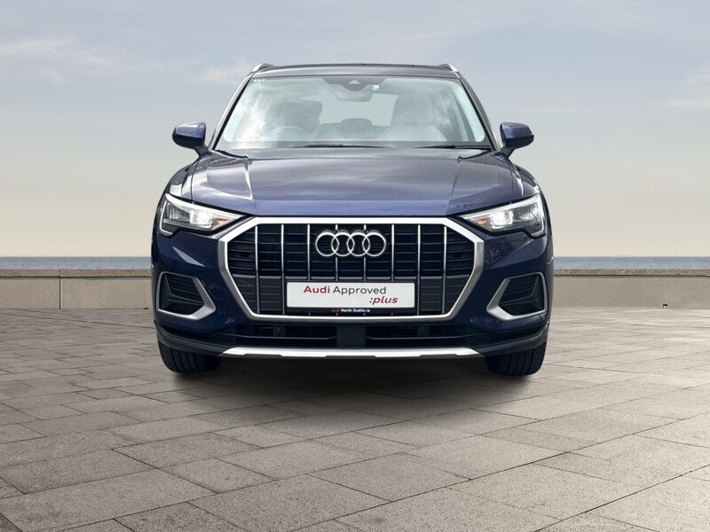 More views of Audi Q3