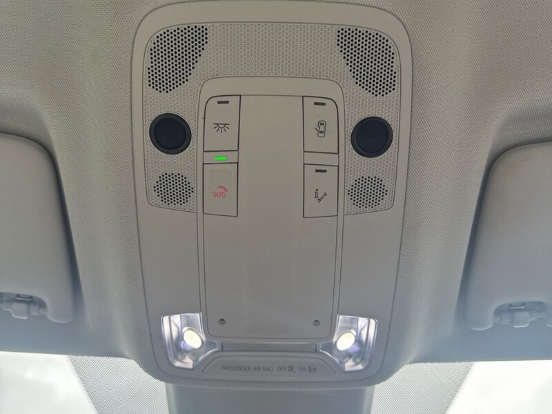 More views of Audi Q3