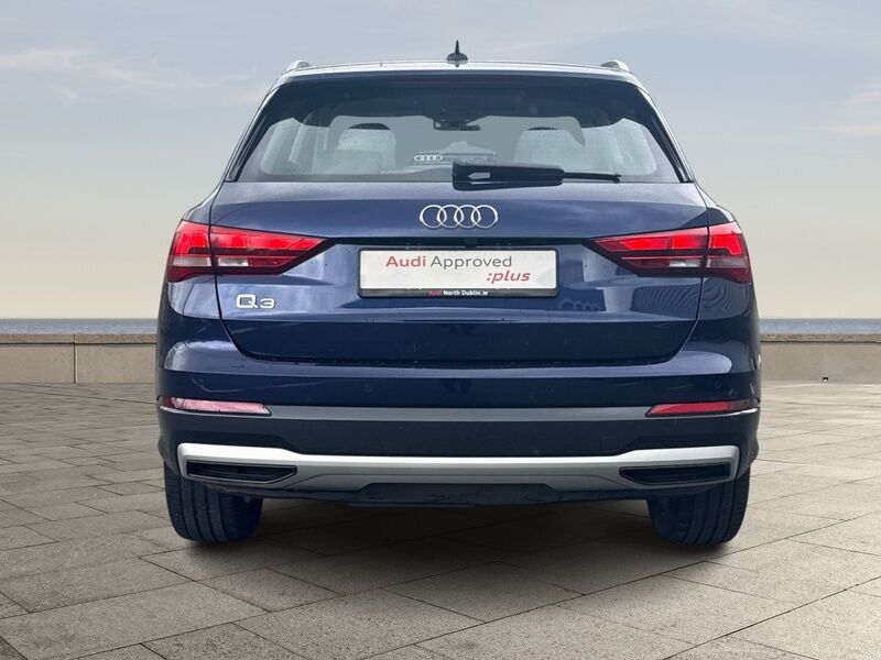 More views of Audi Q3