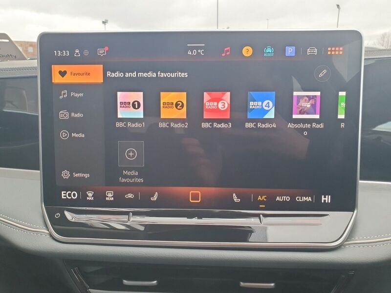 More views of Volkswagen Passat