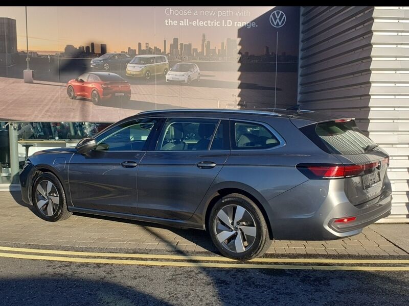 More views of Volkswagen Passat