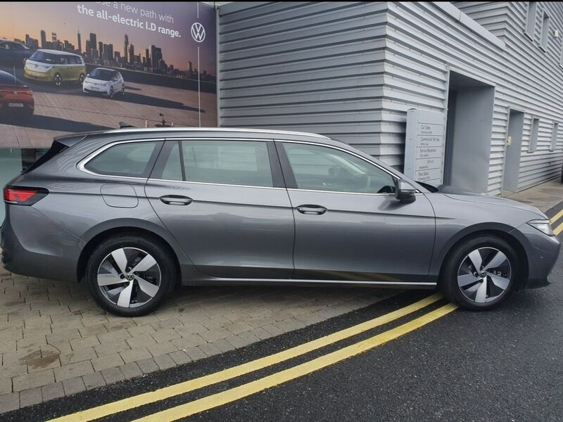 More views of Volkswagen Passat