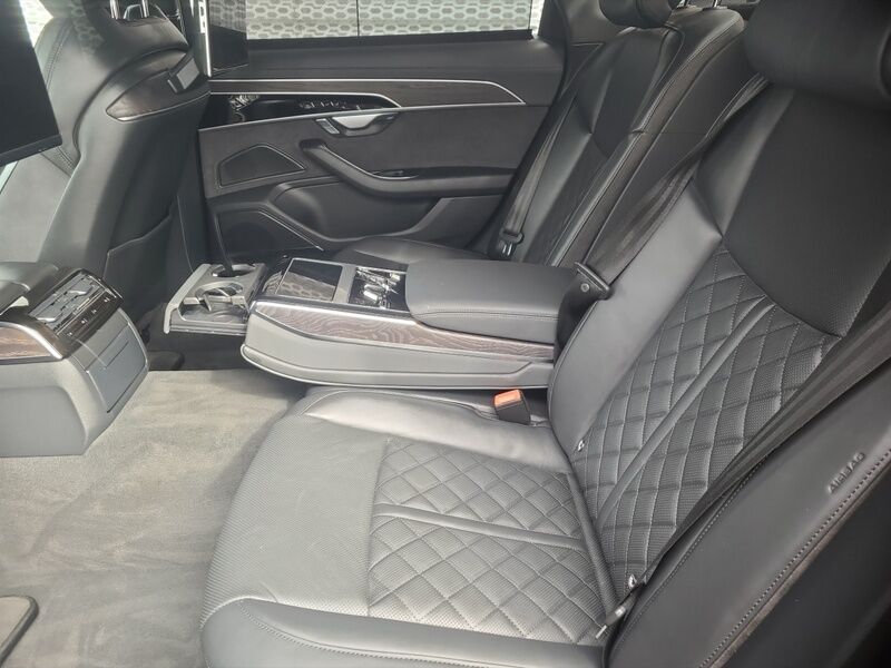 More views of Audi A8