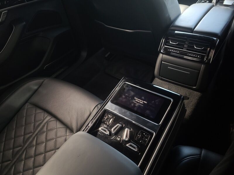 More views of Audi A8