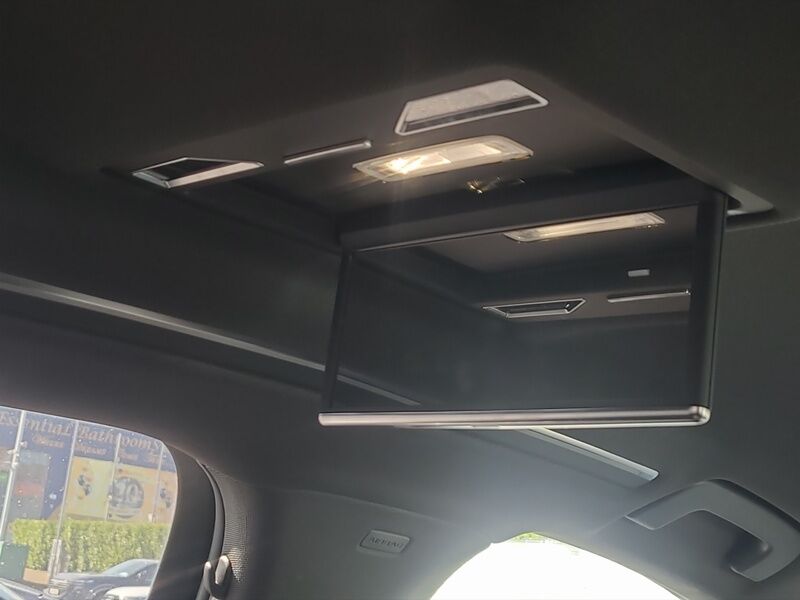 More views of Audi A8