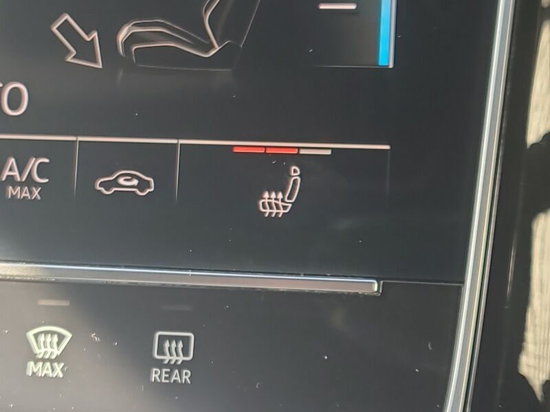 More views of Audi A8