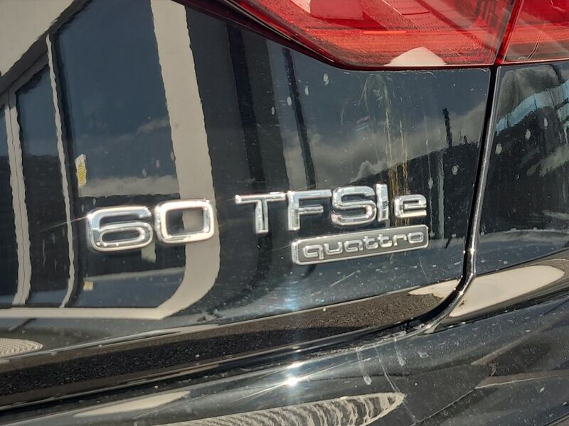 More views of Audi A8