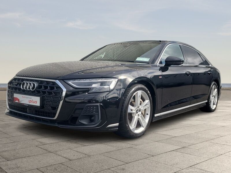 More views of Audi A8