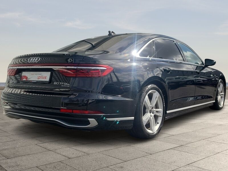 More views of Audi A8