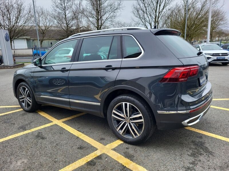More views of Volkswagen Tiguan