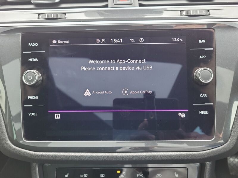 More views of Volkswagen Tiguan