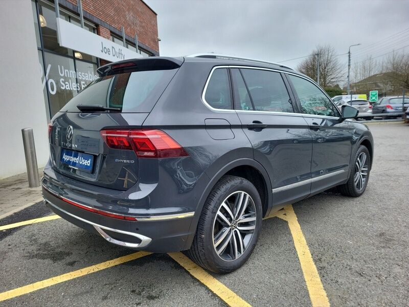 More views of Volkswagen Tiguan