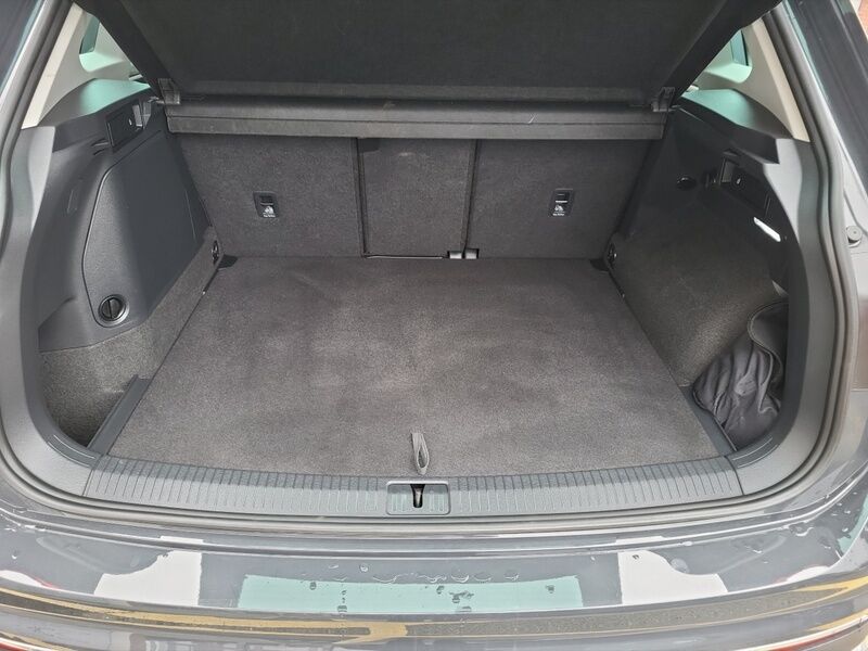 More views of Volkswagen Tiguan