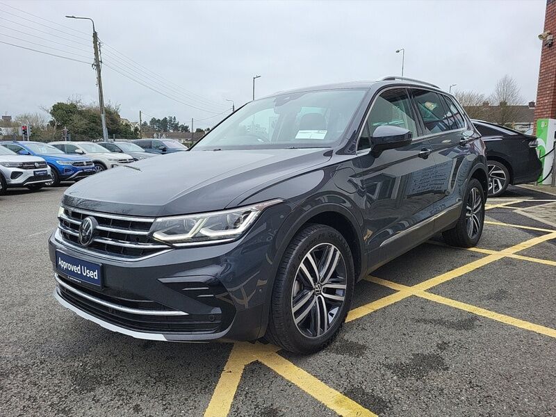 More views of Volkswagen Tiguan