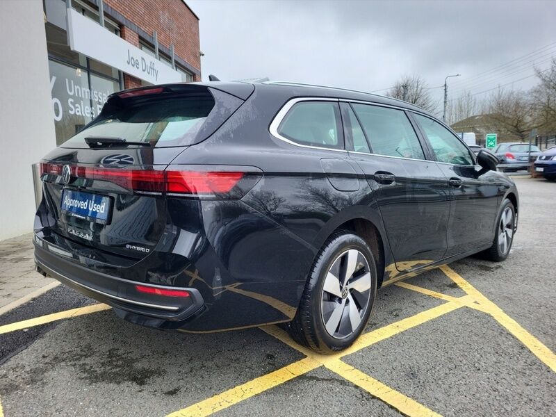 More views of Volkswagen Passat