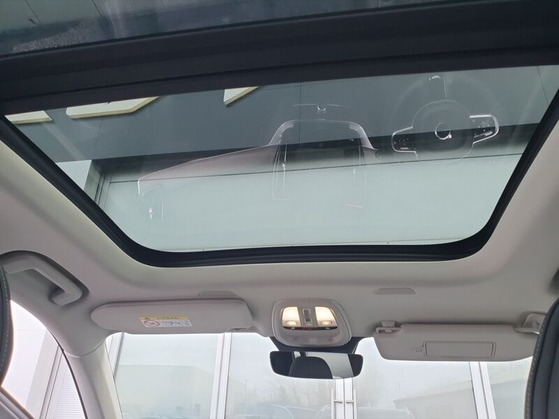 More views of Volvo XC90