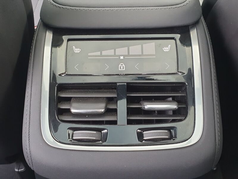 More views of Volvo XC90