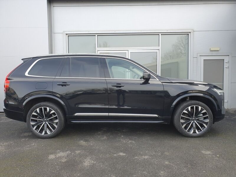 More views of Volvo XC90