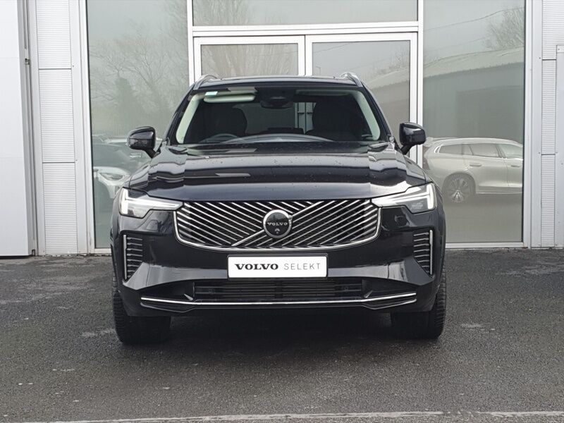 More views of Volvo XC90