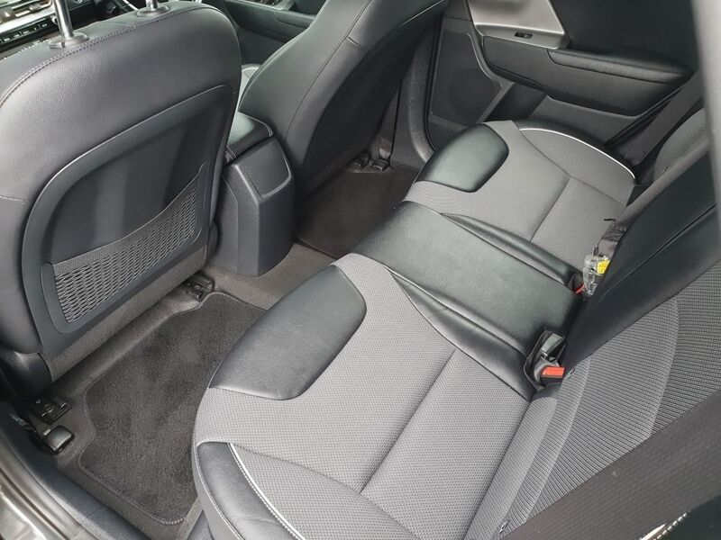 More views of Kia e-Niro