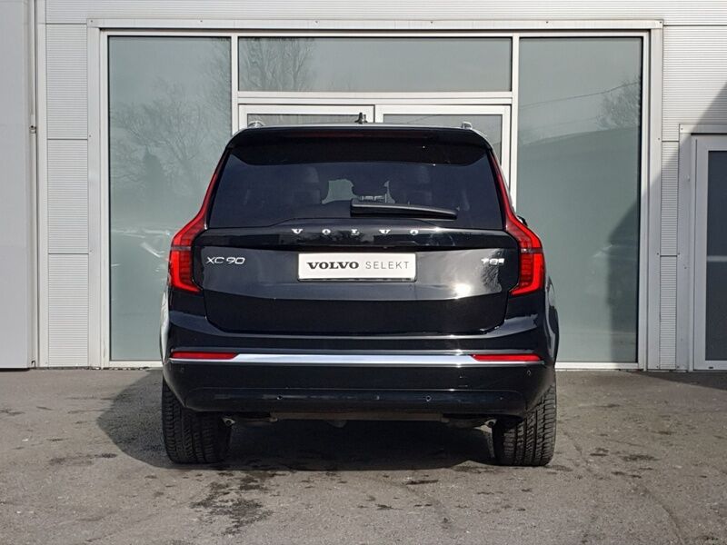 More views of Volvo XC90