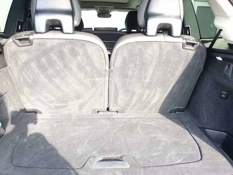 More views of Volvo XC90
