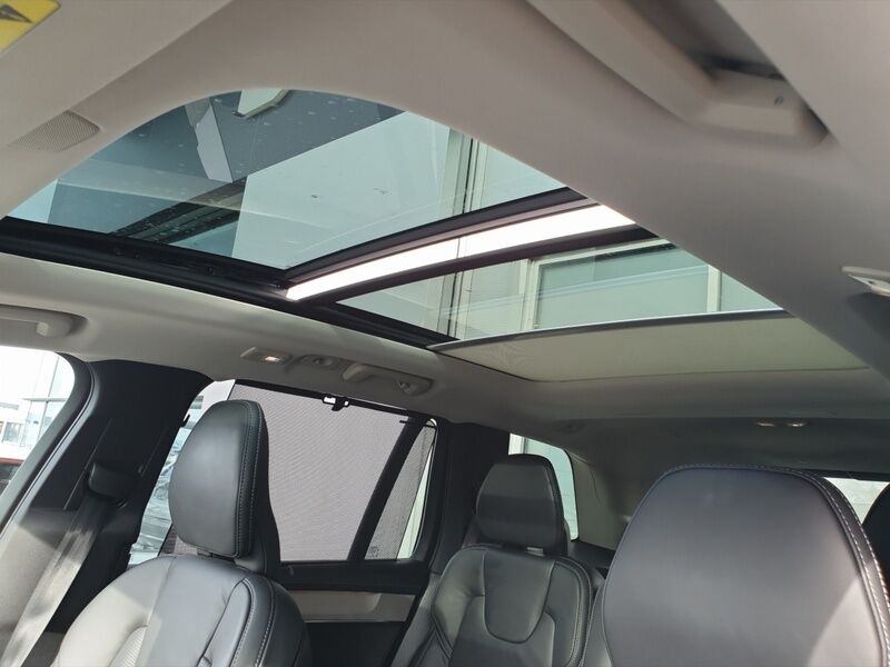 More views of Volvo XC90